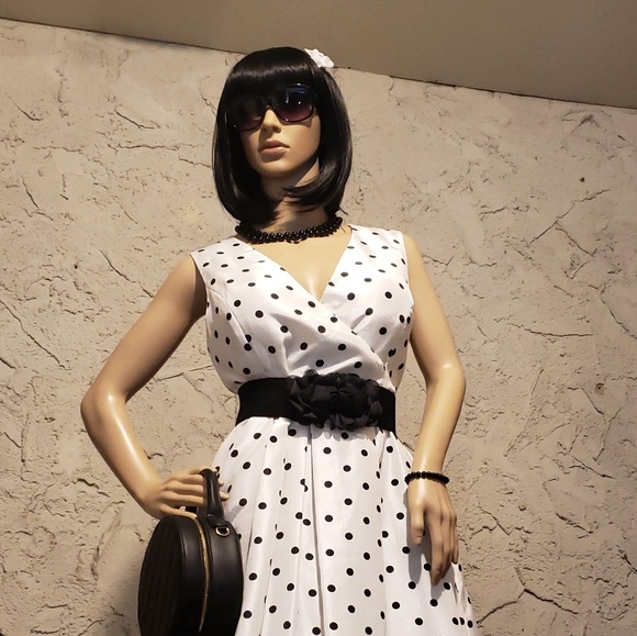 SHOP MY POSH CLOSET! โค๐ POSH AMBASSADOR ๐๐๐ ๐ - Picture 3 of 7